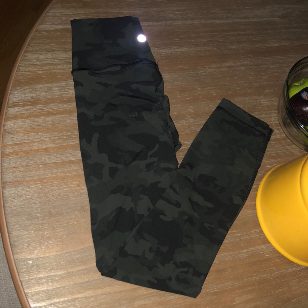 Camo aligns